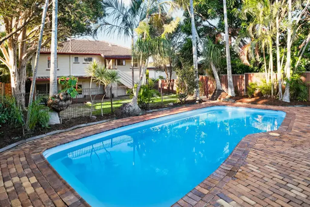 11 Caronga Street, Wavell Heights, QLD 4012