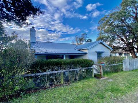 Braidwood 2 Bedroom 2 Bedroom Home in a Convenient Location