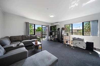 2/8 Freyberg Crescent, Pukekohe, Franklin, 3 Bedrooms, 1 Bathrooms, House