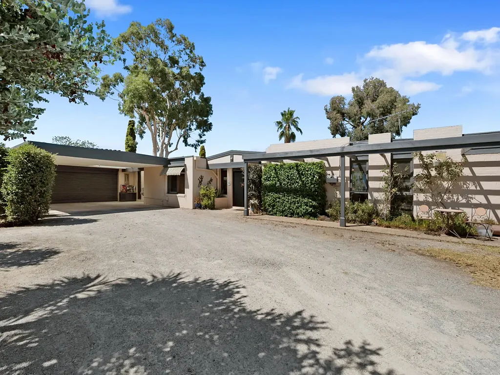 11-13 Albert Street, Darley, VIC 3340