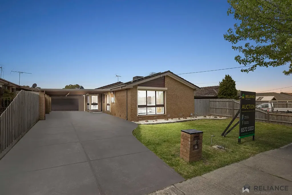 19 Newbold Avenue, Craigieburn, VIC 3064