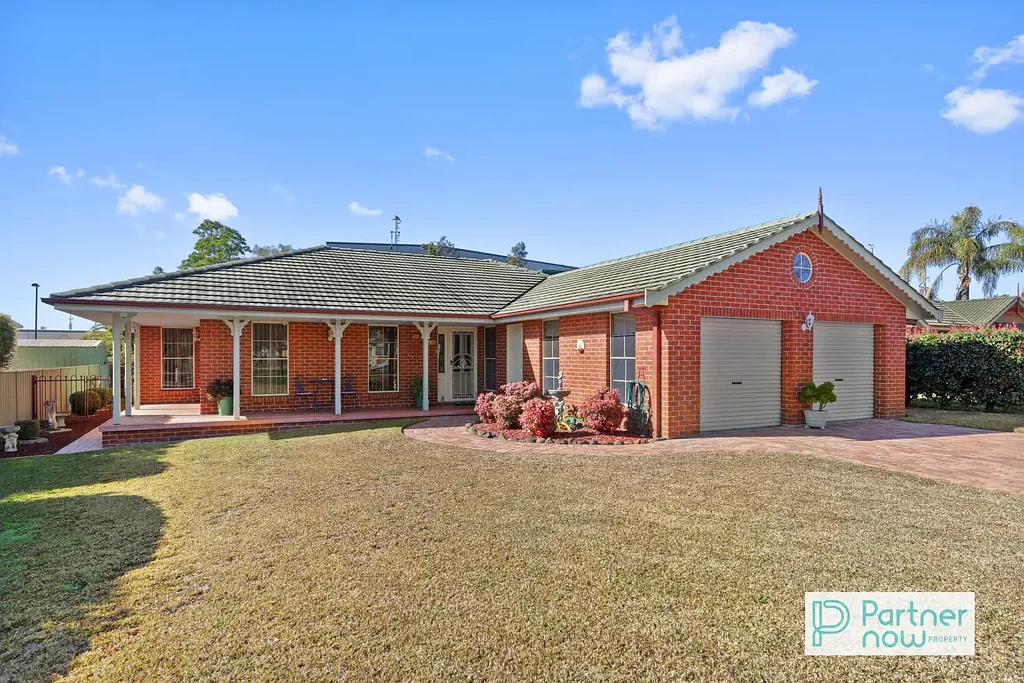 24 Cobb & Co Circuit, Tamworth, NSW 2340
