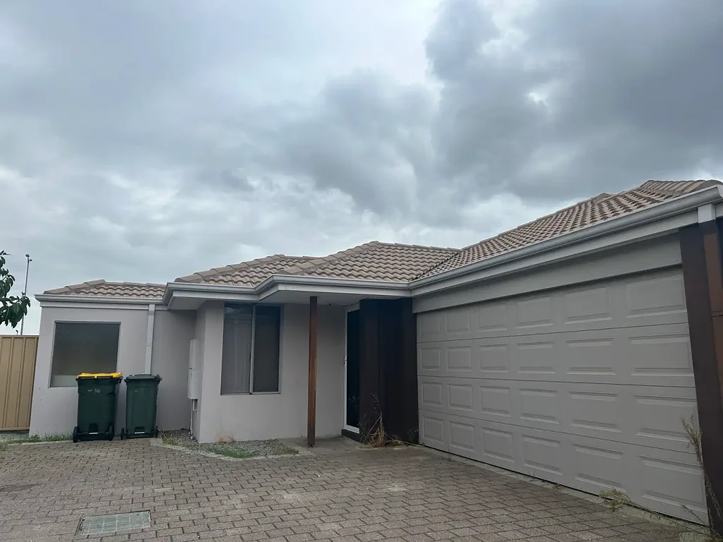 Rear Unit- 3 Bedroom, 2 Bathroom Home!