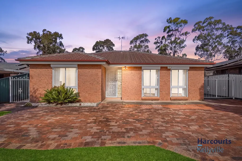 Oakhurst 3房 家庭生活的全新标杆。 A New Benchmark for Family Living.