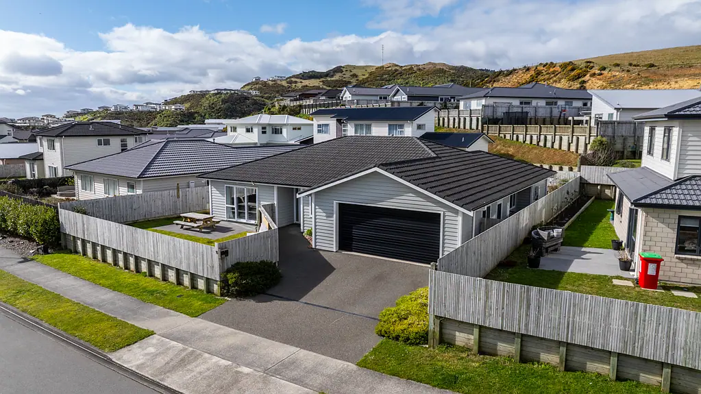 75 Grenada Drive, Grenada Village, Wellington