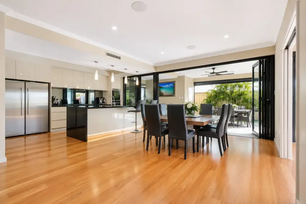 Luxury Living in a Prime Riverside Location