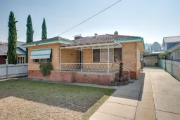 586 POOLE ST, Albury