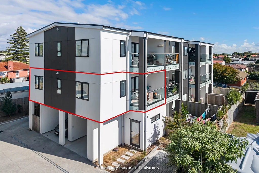 Papatoetoe 2 Slaapkamer Priced to Sell — Act Fast