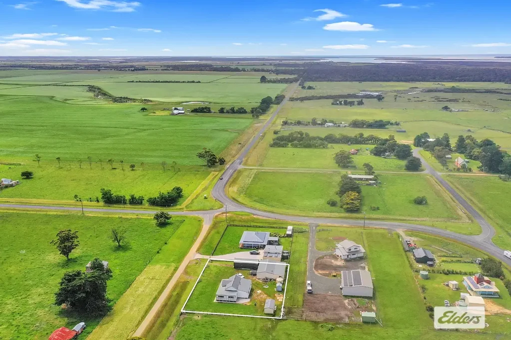 Tarraville 2Kwarto YOUR GOLDEN OPPORTUNITY