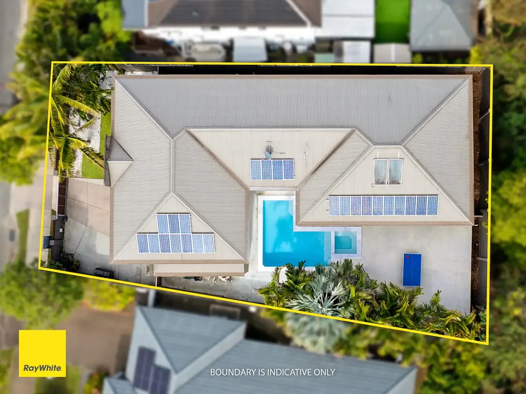 Robina 5બેડરૂમ Grand scale, Multi-generational Living & Idyllic Location.