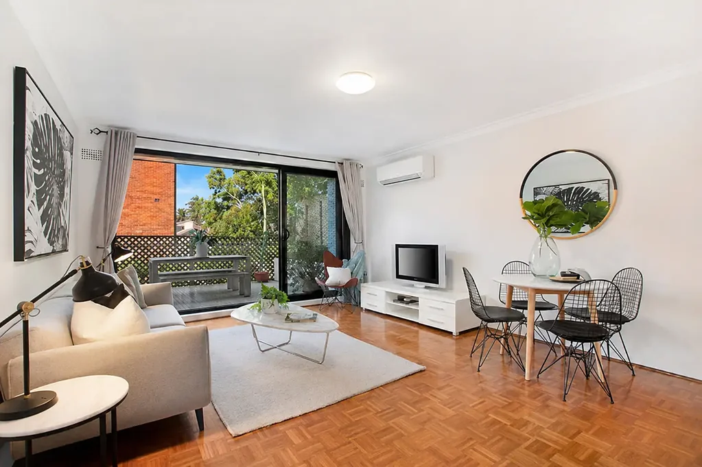 Dover Heights 2房 庭院公寓，位于海滨村庄环境中 Courtyard Apartment In A Coastal Village Setting