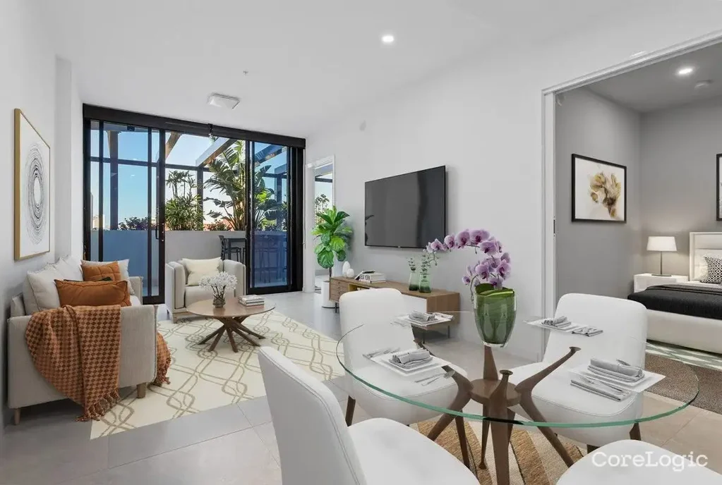 Sophisticated Coastal Living in the Heart of Broadbeach