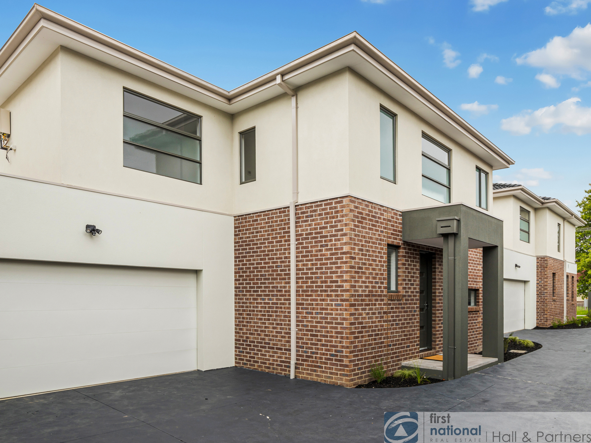 UNIT 2 11 BURROWS AV, DANDENONG VIC 3175, 0 침실, 0 욕실, Townhouse