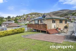 30 Kilander Crescent, Berriedale