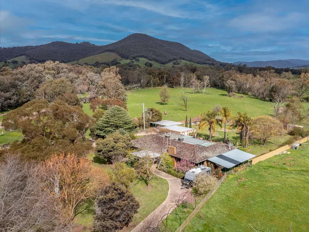 2034 Benalla-Tatong Road, Tatong, VIC 3673