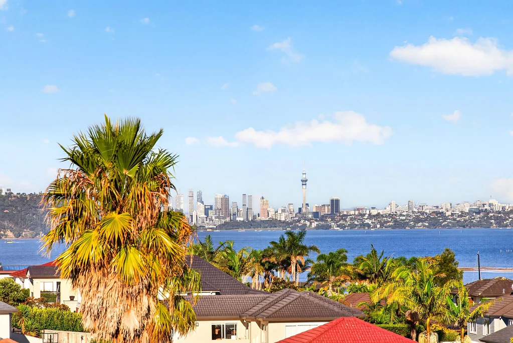 135 Wiseley Road, West Harbour, Waitakere City, Auckland