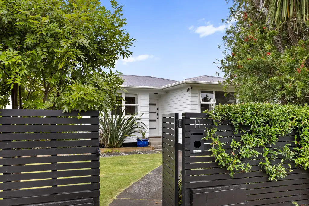 Te Atatu Peninsula 4ਬੈੱਡਰੂਮ SOLD!!!