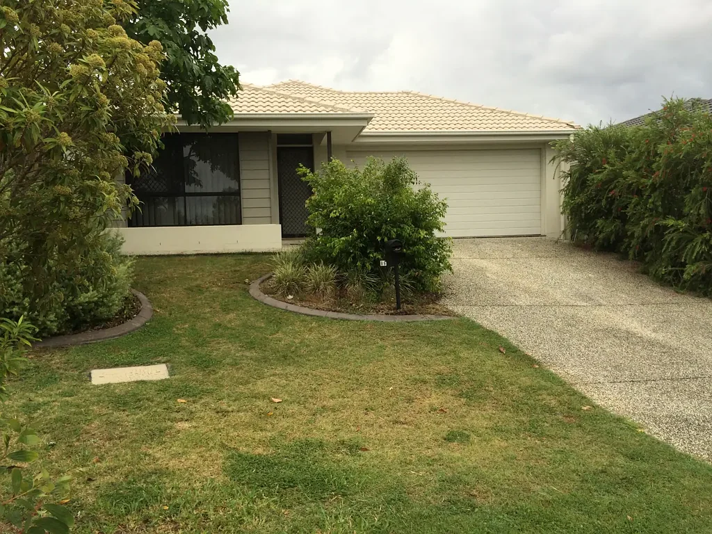 Family Home in North Lakes!