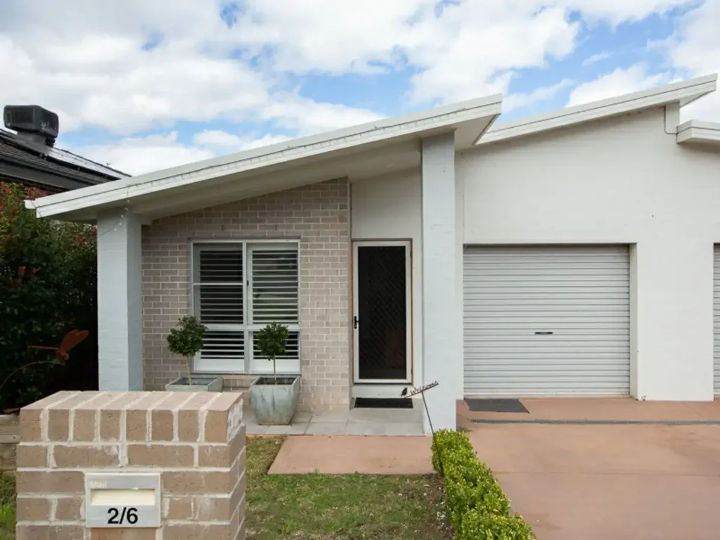 Discover your new home at 2/6 Scarborough Close, Tamworth