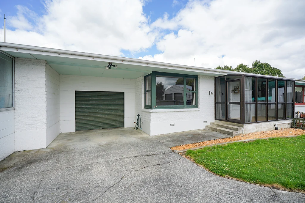 Otautau 2 Bedroom A Bargain Buy