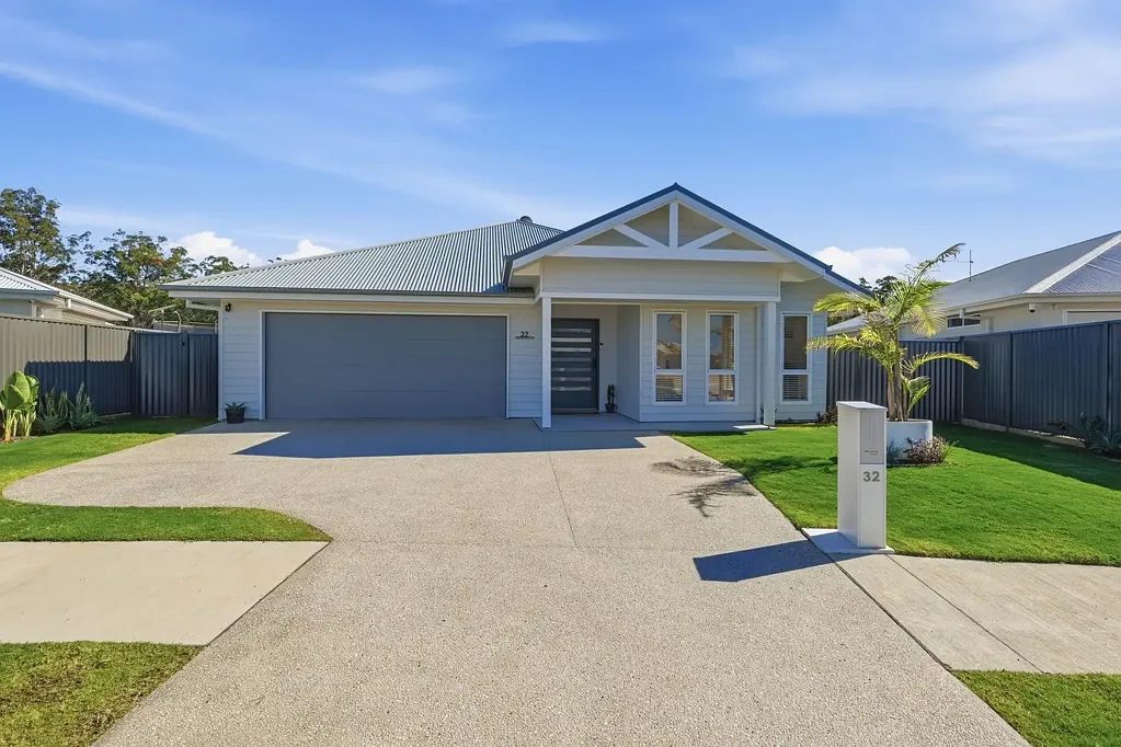 Moonee Beach 4 Bedroom Coastal Living With Versatile Dual Occupancy Potential