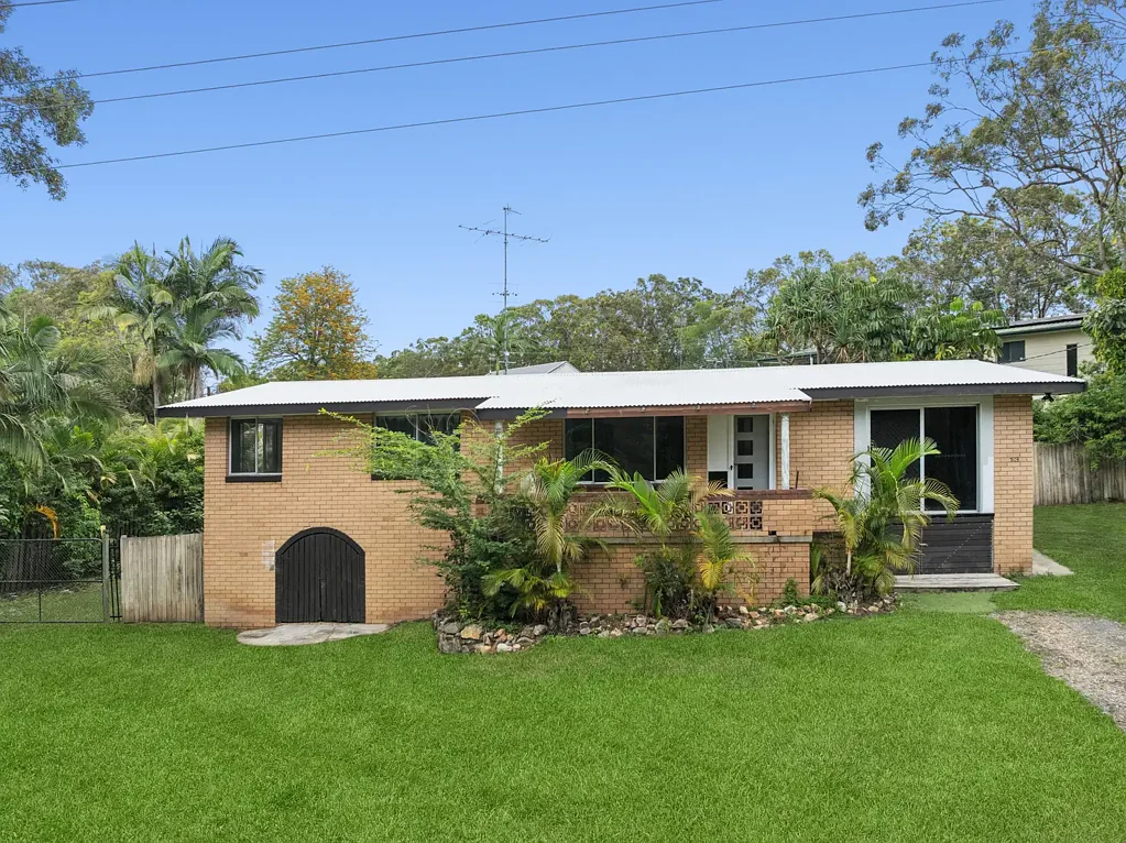 Cooroibah 3Kwarto Relaxed Living in a Peaceful Lakeside Pocket