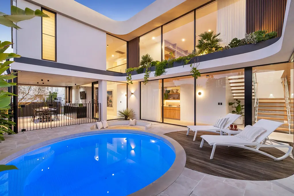 Palm Beach 5房  A Statement of Excellence – Bold Designer New Build
