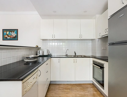 18/127 Railway Parade, Erskineville, Inner West, 2 phòng ngủ, 1 phòng tắm, Apartment
