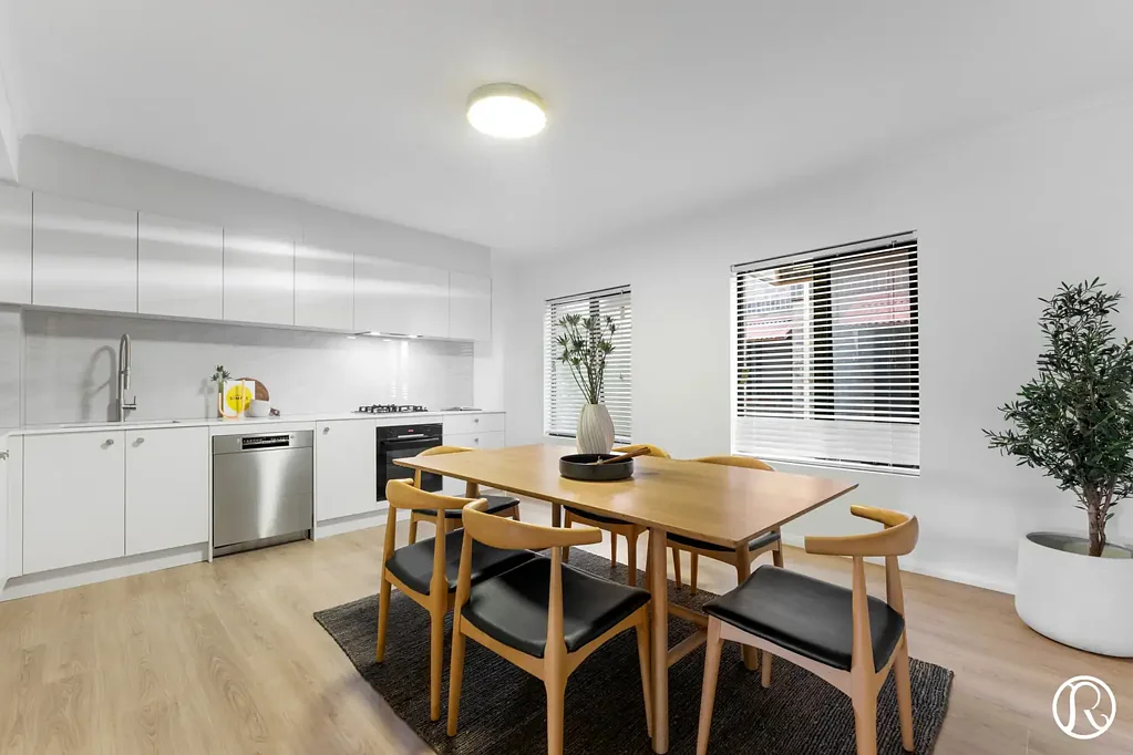Adelaide 3Kwarto Light-Filled City Living with Modern Finishes