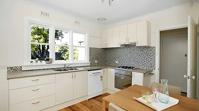 2 Gibson Street, Mitcham, VIC 3132, 3房, 2浴, House