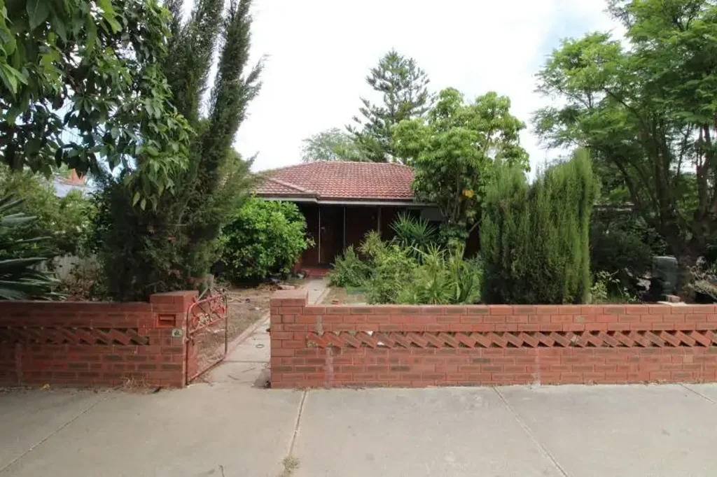 Woodbridge 2房  Huge Block, Premium Location – Endless Possibilities Await
