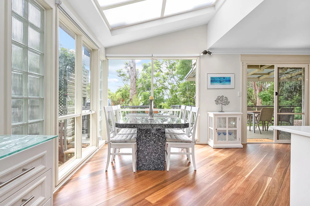 Westleigh 5Habitaciones Peaceful, private, and flexible family living with a bushland backdrop