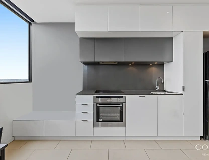 2901/555 Swanston Street, Carlton, VIC 3053, 2房, 2浴, 公寓