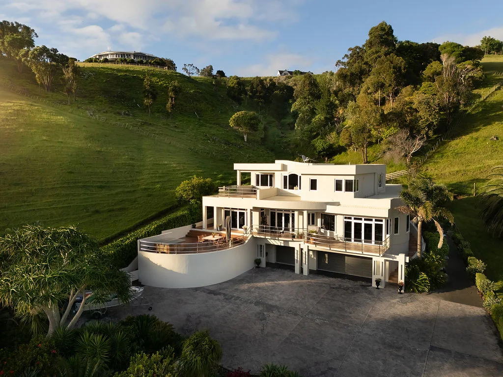 Tamaterau 3Moenga Elevated waterfront sanctuary above Parua Bay