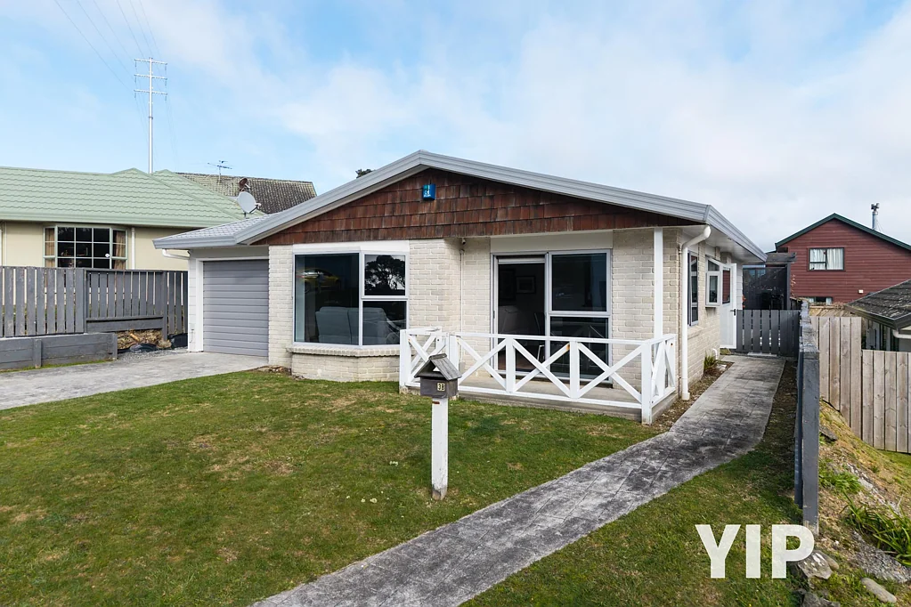 Newlands 3房  Single Level & Low Maintenance? YIP!