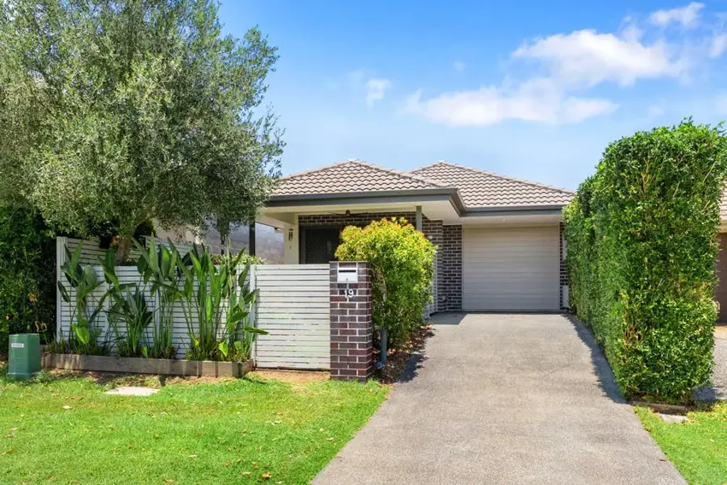 Low maintenance in a central location!