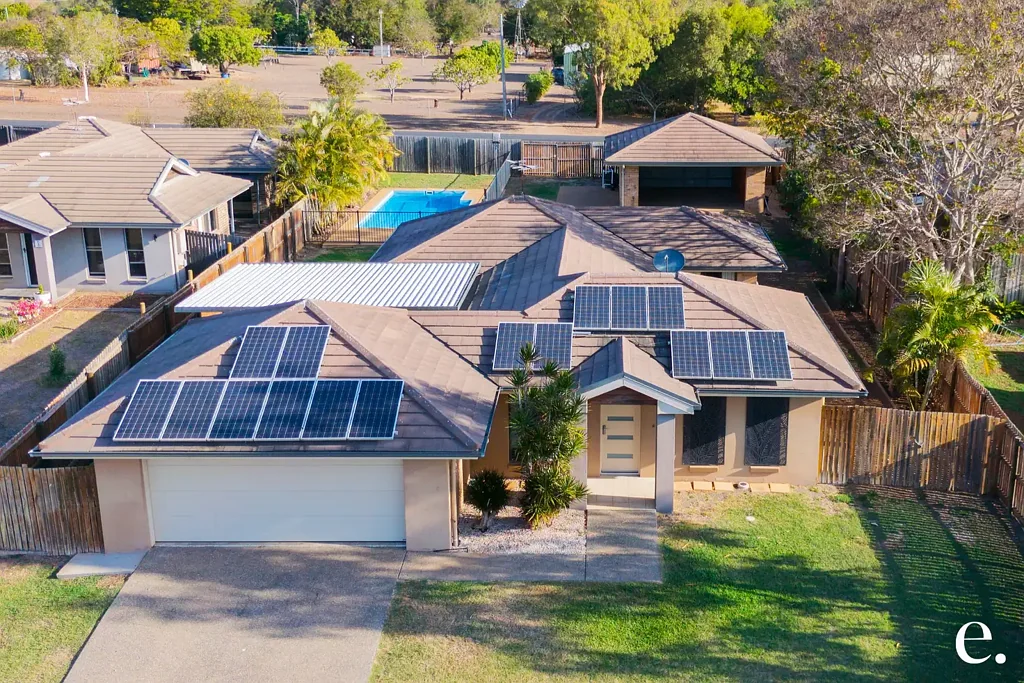 Gracemere 4બેડરૂમ SPACE, SHED, POOL & POTENTIAL - THE COMPLETE FAMILY PACKAGE!