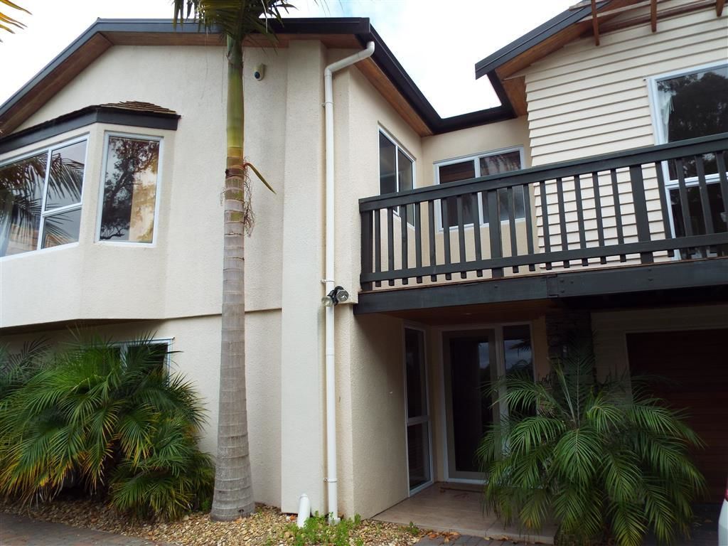 185 Kawaha Point Road, Kawaha Point, Rotorua, 4 Bedrooms, 4 Bathrooms