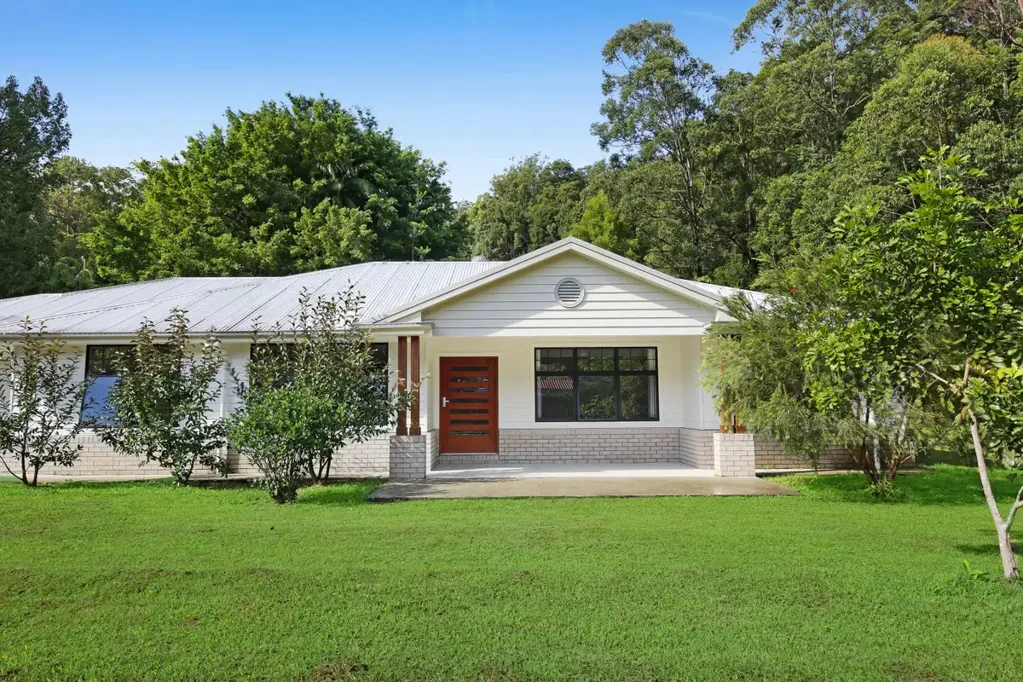 Currumbin Valley 7 Slaapkamer Dual Living Opportunity in the Heart of Currumbin Valley