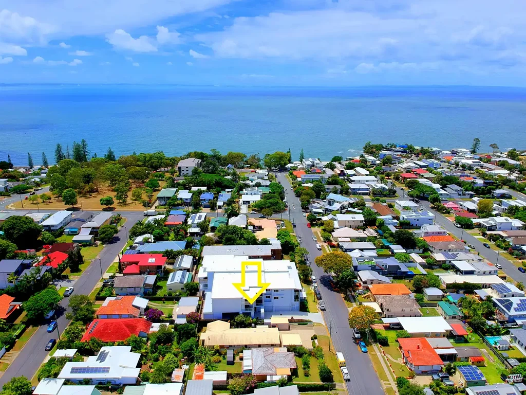 Woody Point 2ਬੈੱਡਰੂਮ DOUBLE GARAGE + EAST OF OXLEY + LOW BODY CORP + 1 OWNER NEVER RENTED!!!!