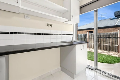 Kusina - 10 Basford Court, Marshall, VIC 3216