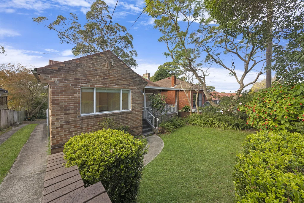 Fabulous family home in a prized position