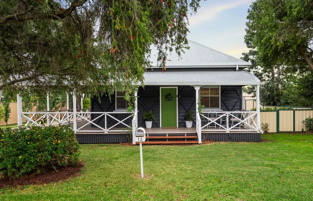 12 George Street, Allora, QLD 4362