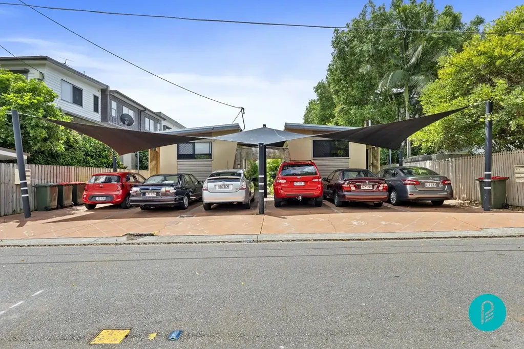 Inner-South Living with Everything at Your Doorstep