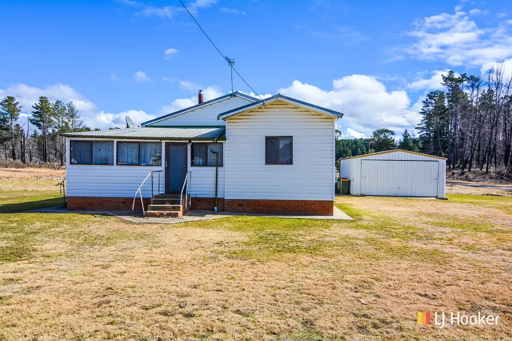 Lidsdale 3房  Original  Cottage  on 4 Acres