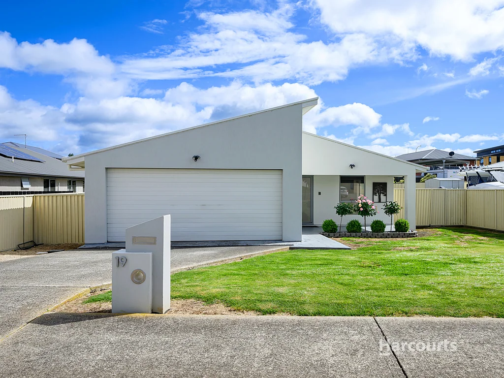 19 Hales Street, Penguin, TAS 7316
