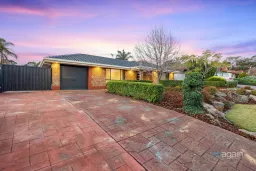 25 Horseshoe Drive, Woodcroft