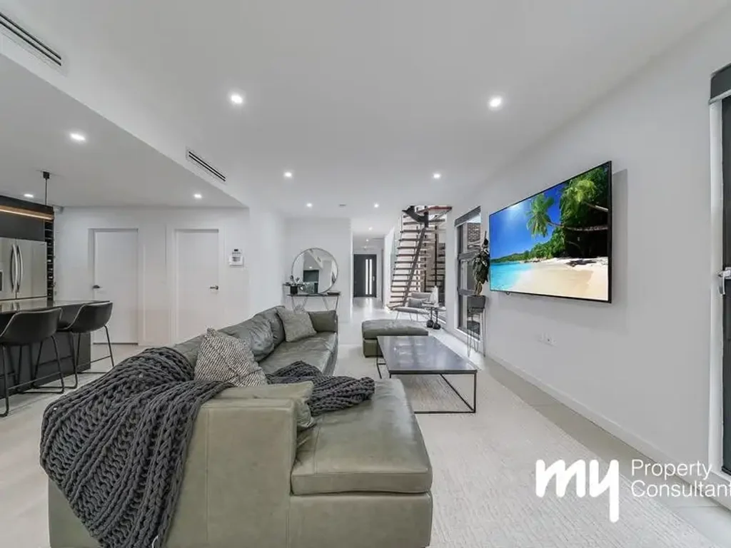6 Daddo Street, Oran Park, NSW 2570