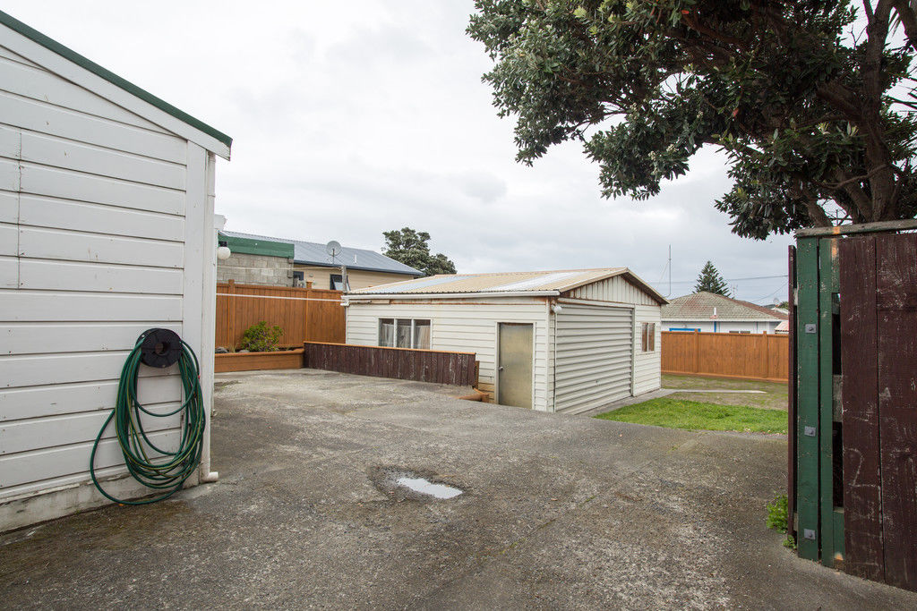 64 Lonsdale Crescent, Rongotai, Wellington, 4 habitaciones, 0 baños