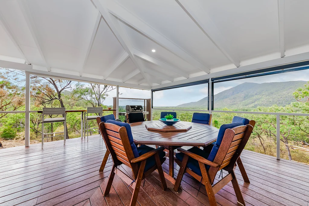 5 Tindall Court, Alligator Creek, QLD 4816
